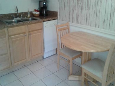 Kitchen with Table & Chairs